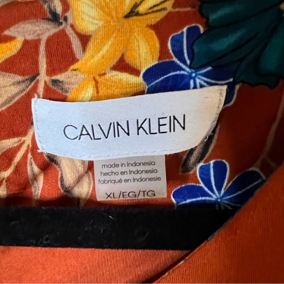 Calvin Klein vibrant floral sleeveless top XL - Picture 3 of 5